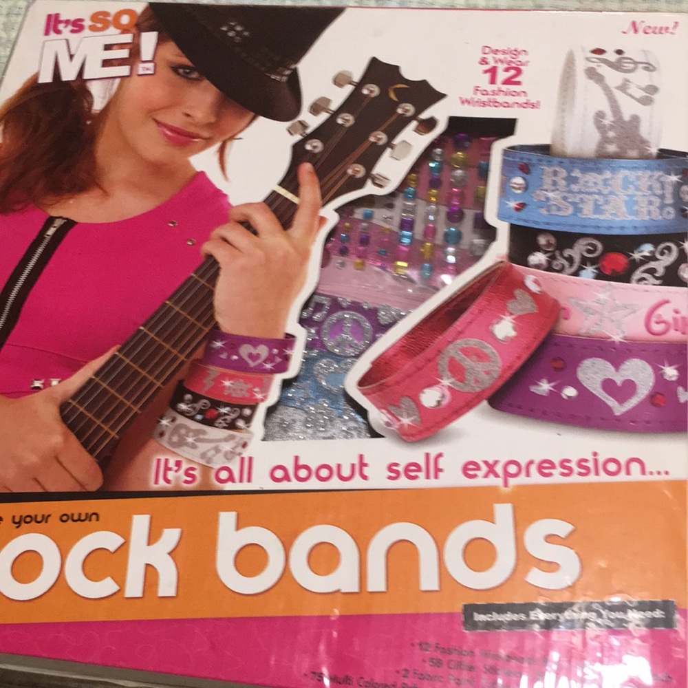 Rock Bands It’s so me Create your own Rock Bands NEW design & wear 12 Wristbands